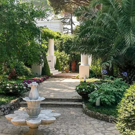 One Of The Few Nineteenth-century Residences Of Holiday home *